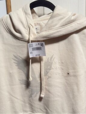 American Eagle Cream Logo Hoodie Size Medium